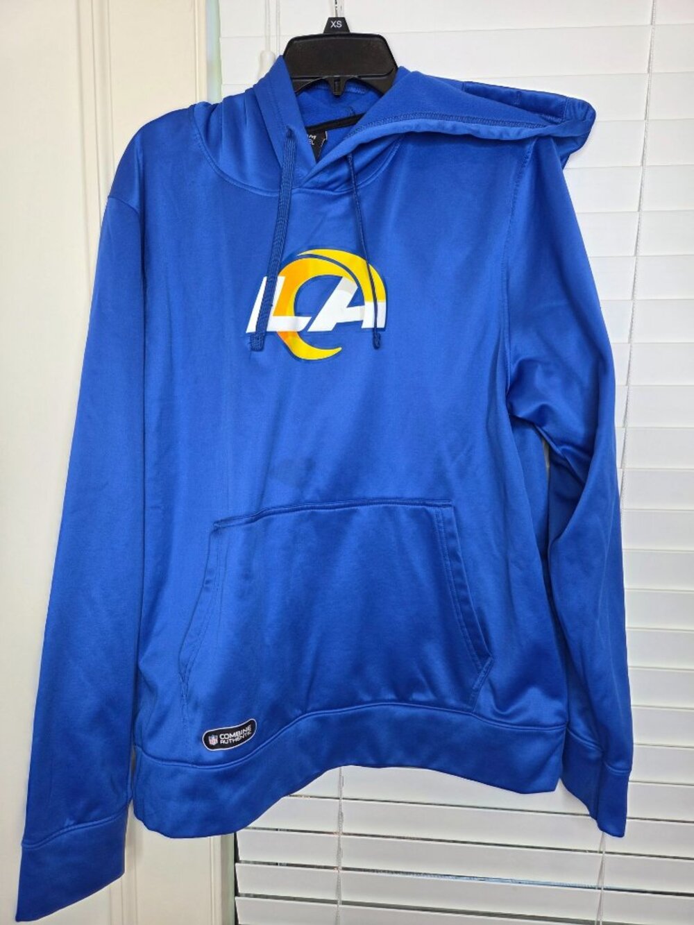 Womens Los Angeles Rams NFL Authentic Blue Hoodie L Football Sports